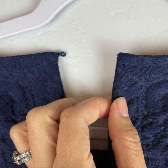 J. Crew Brocade Blue Zip Quilted Layering Top Women's Size 00 3/4 Sleeve Texture - Picture 8 of 9